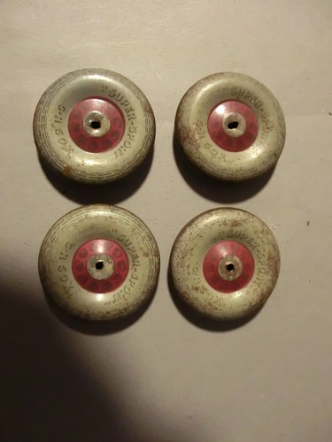 Alte spielzeugauto blechräder - alte,